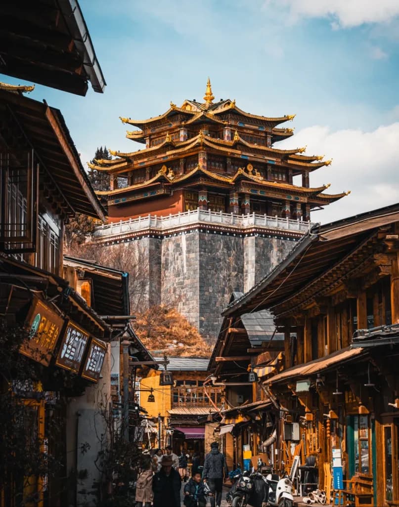 Day 3 — Tiger Leaping Gorge · First Bend of the Yangtze · Dukezong Ancient Town