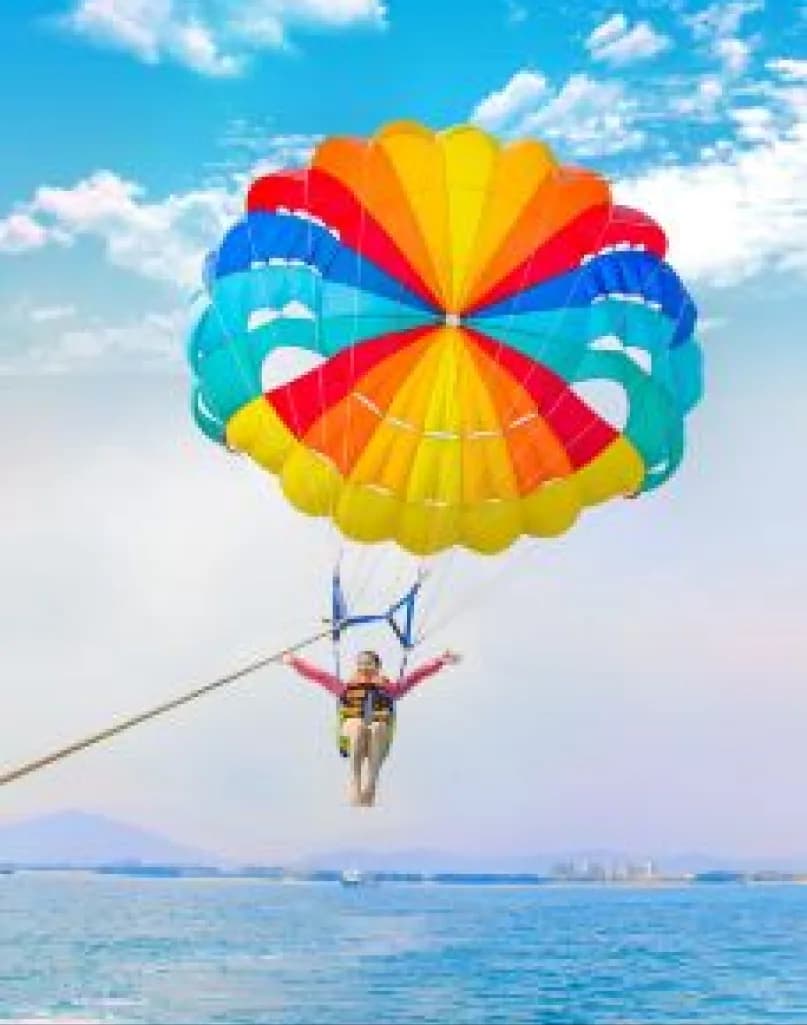 Day 3 — Wuzhizhou Island · Water Sports
