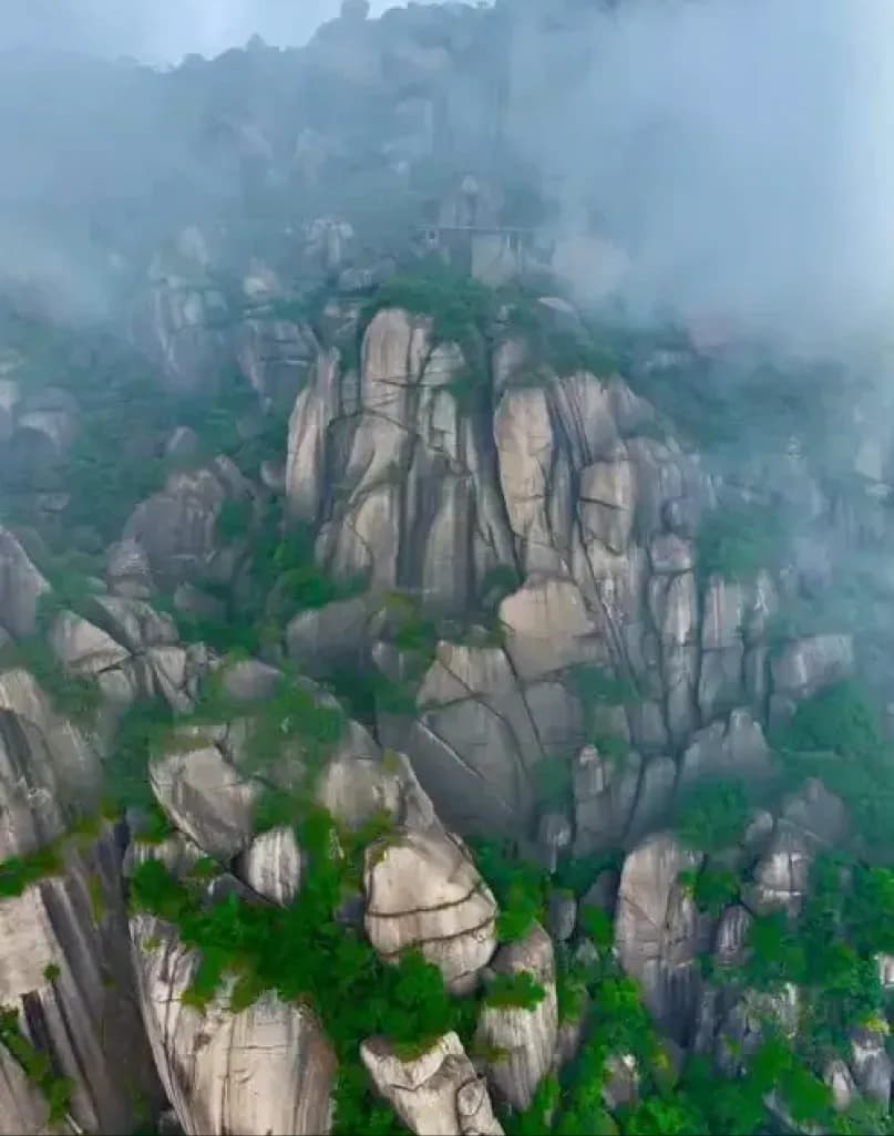 Day 2 — Lingshan · Wangxian Valley