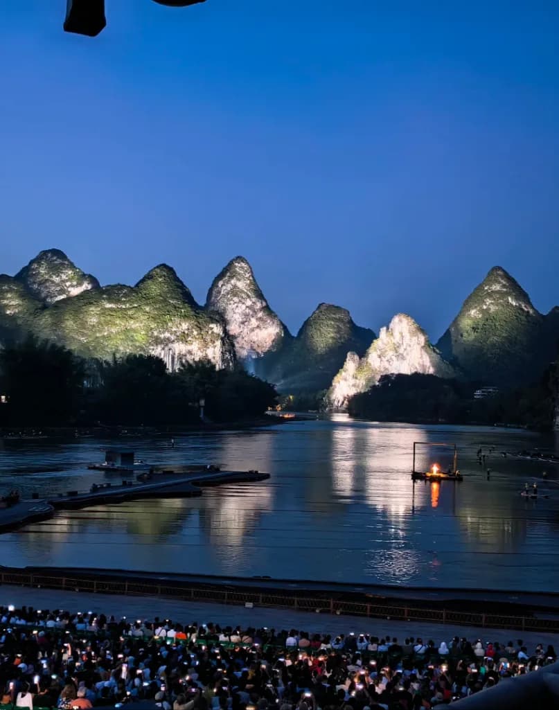 Day 4 — Li River Boat Ride · Ten Mile Gallery Cycling · Yangshuo Helicopter Tour