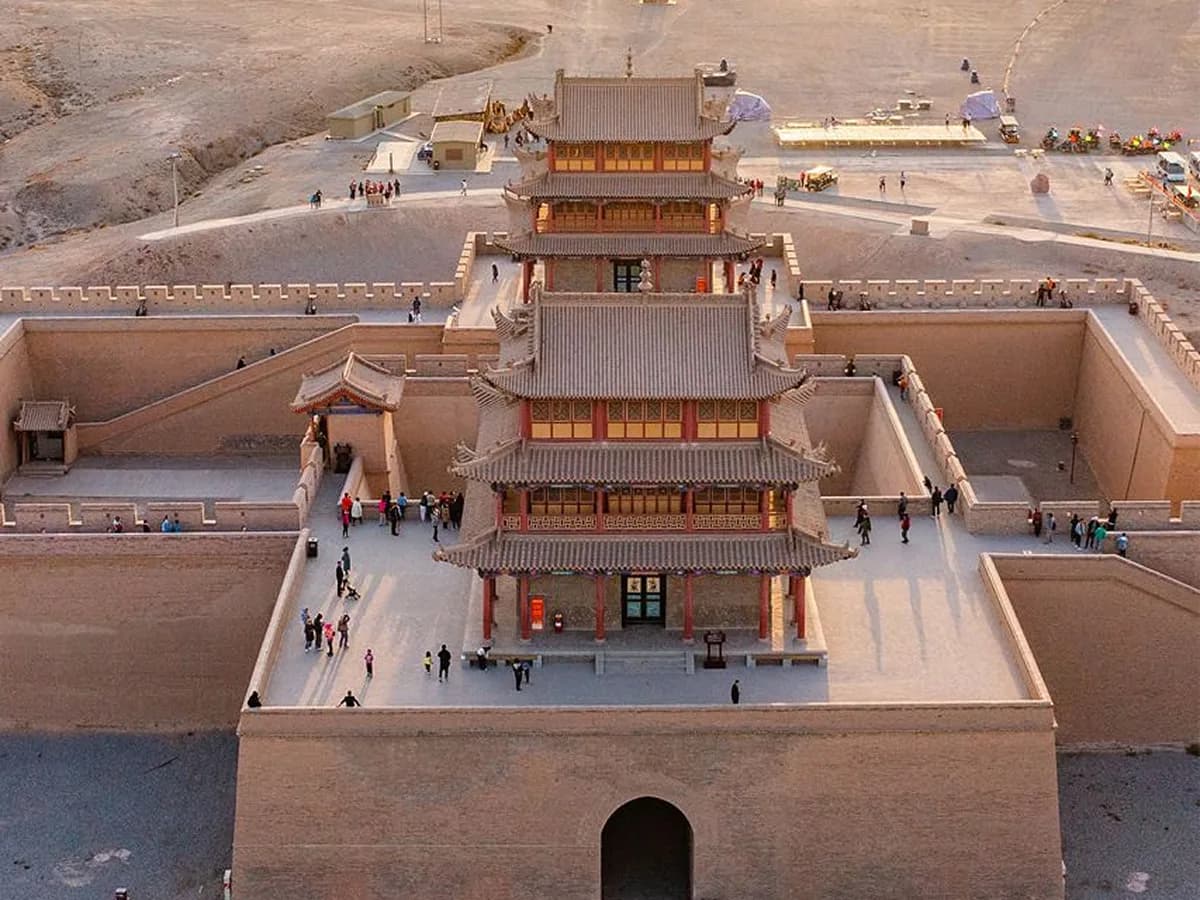 Private Silk Road Tour: Route, Pace, and Transfer Logic