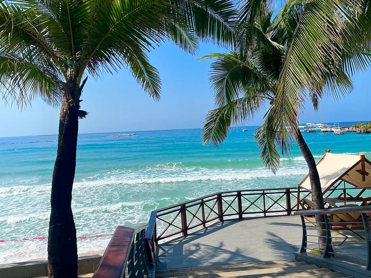 Sanya Private Tour: Beach, Island, and Forest Days