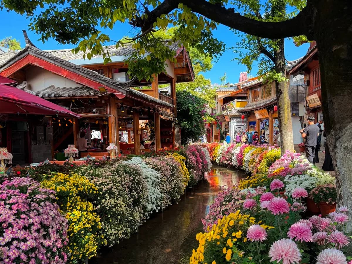 Dali and Lijiang: How to Split Days Between Them
