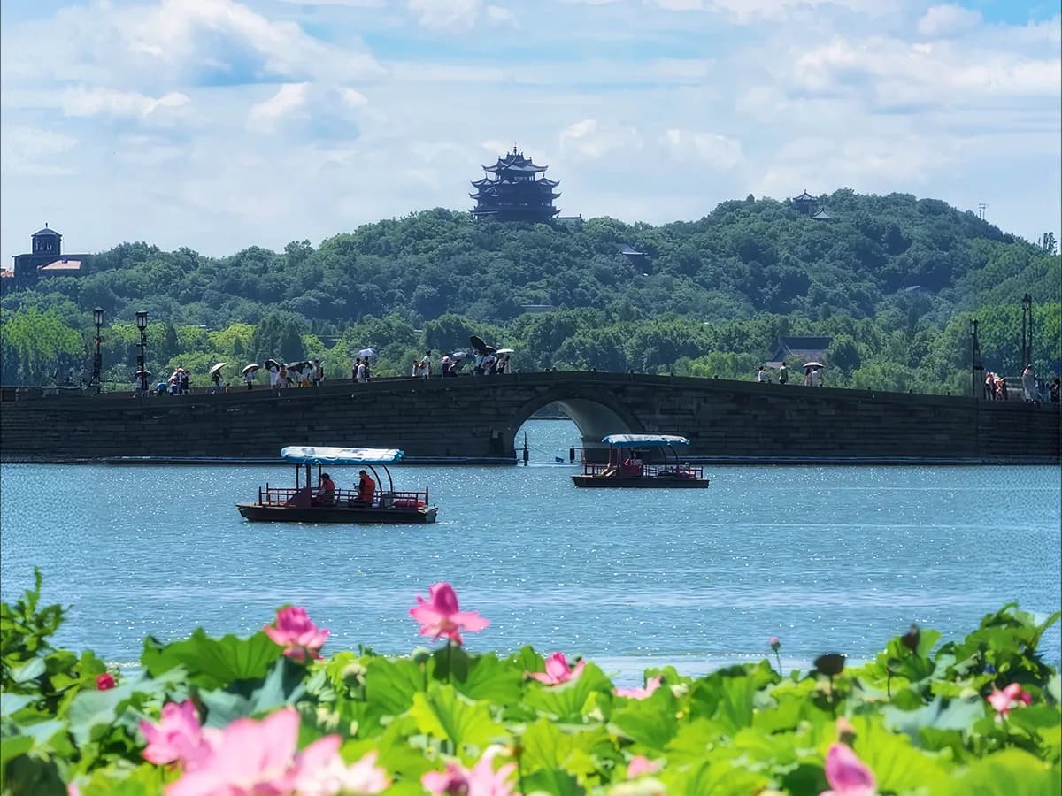 Hangzhou Private Tour: 2 vs 3 Days by the Lake