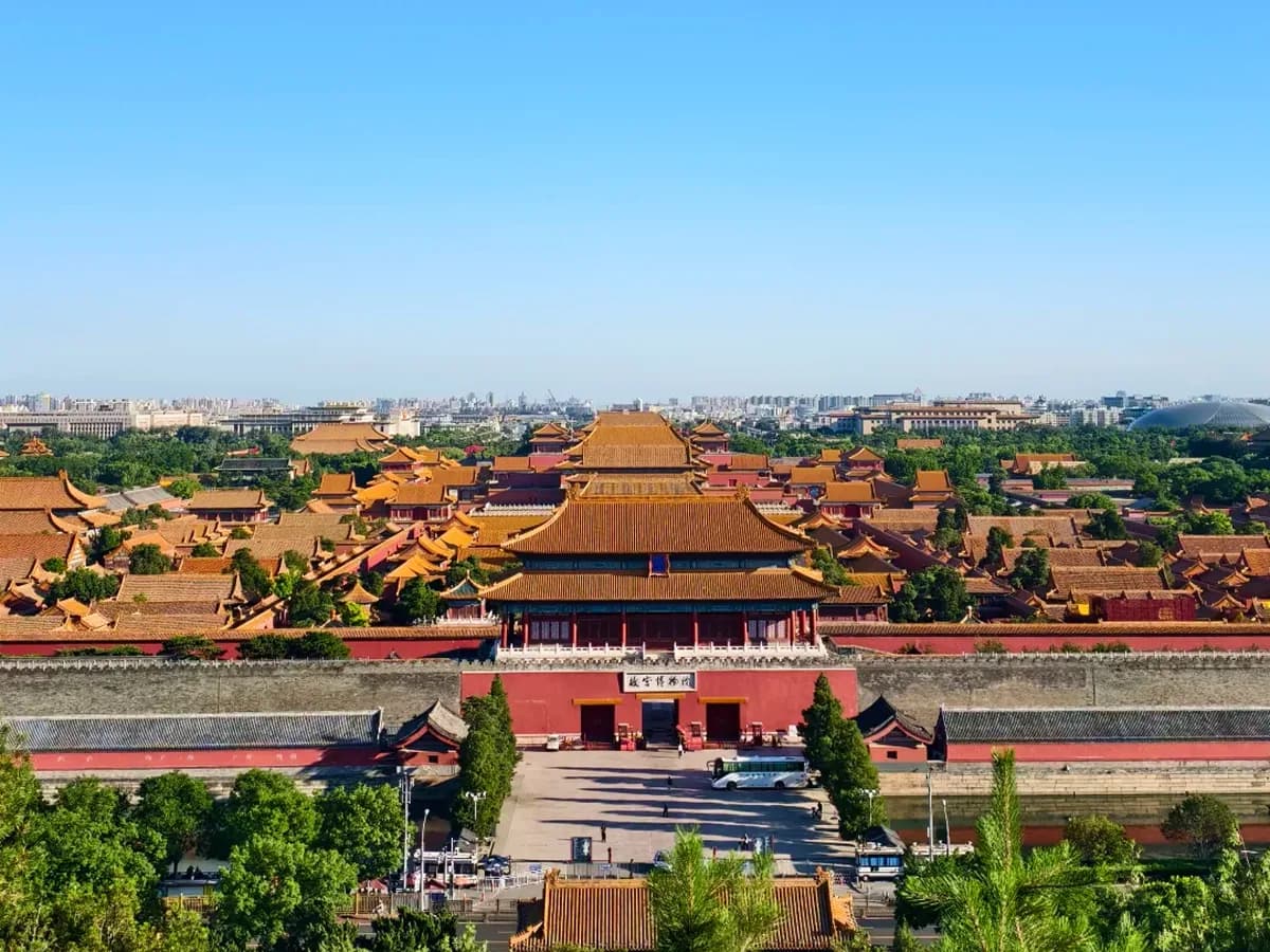Inside Forbidden City: The Axis Is Enough for a First Visit