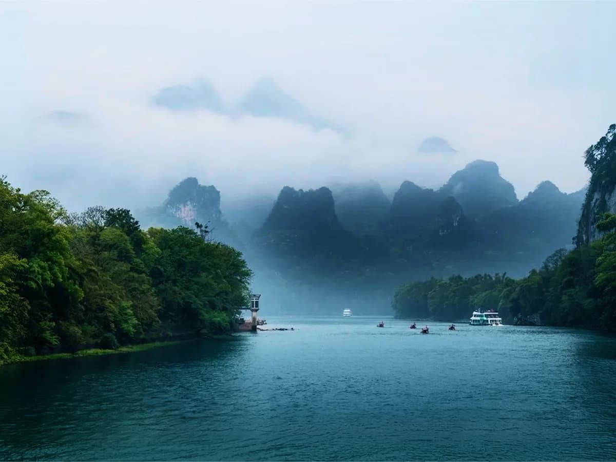 Where to Visit China in Late April: Skip May Day Crowds