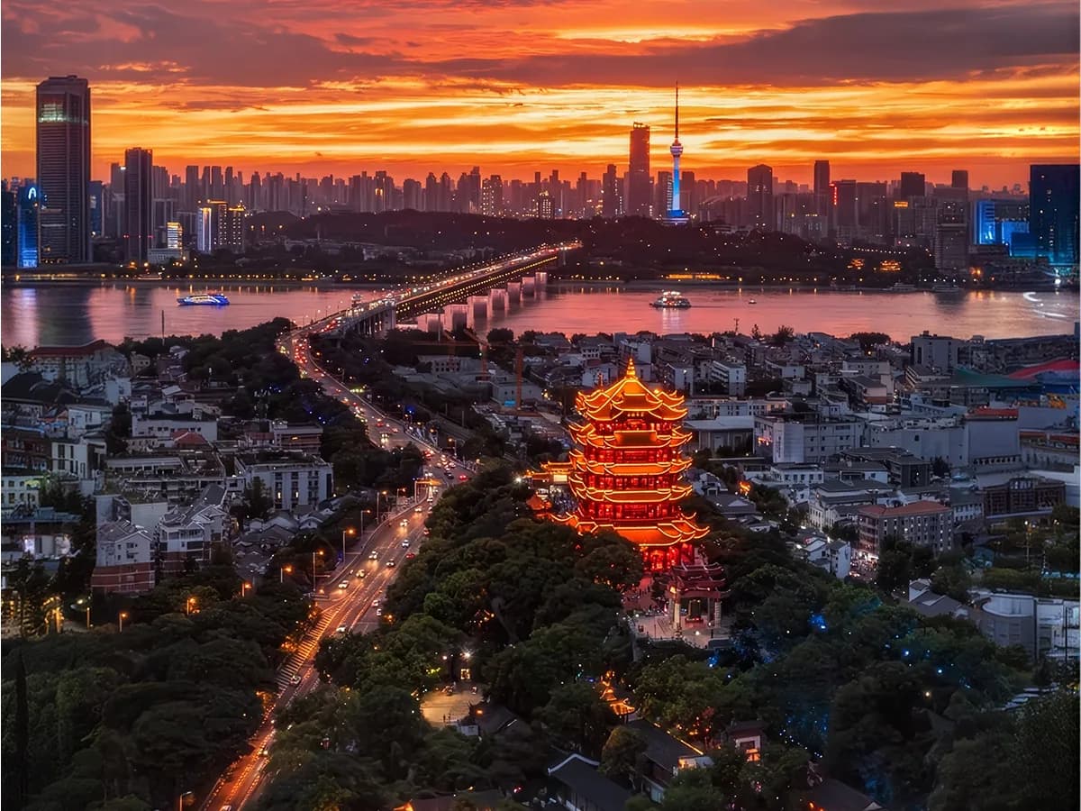 China Private Tours: Your Party Only, Not the Market Coach