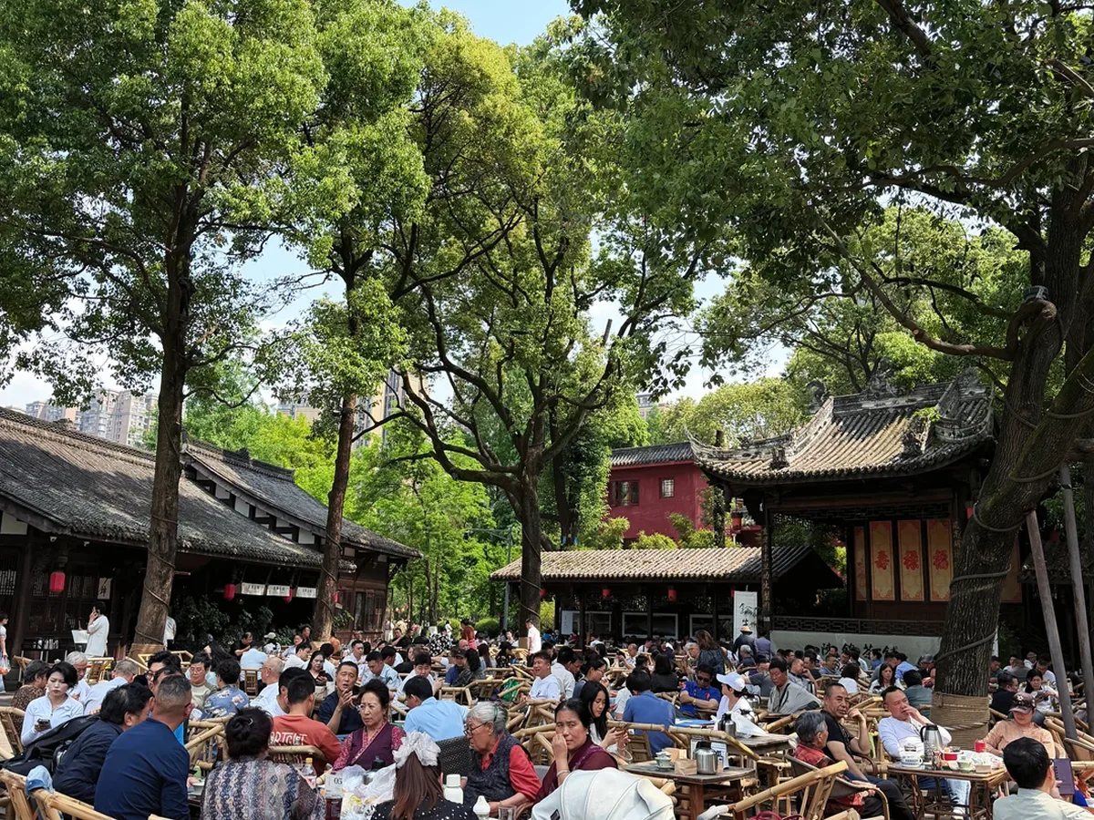 Traditional teahouse at Chengdu People's Park