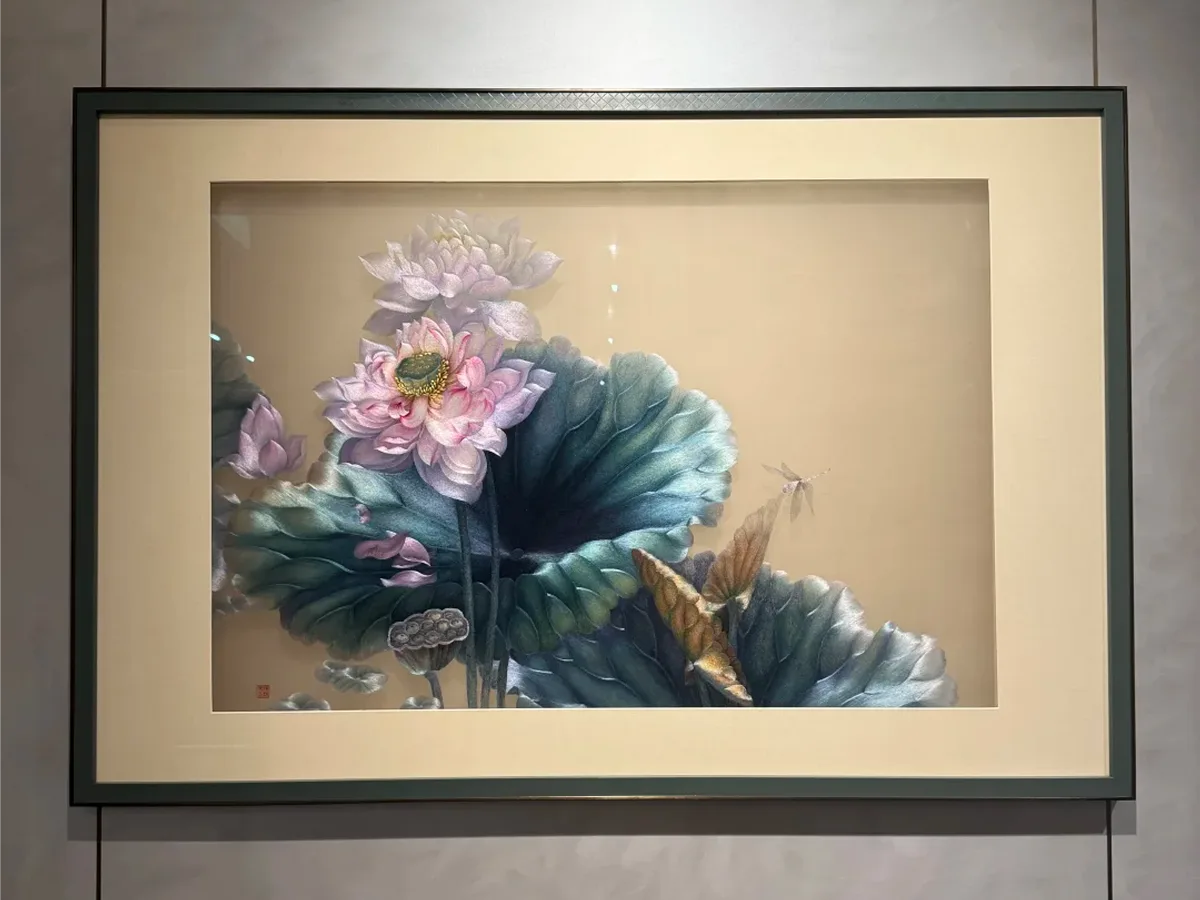 Silk embroidery craft in Suzhou, China