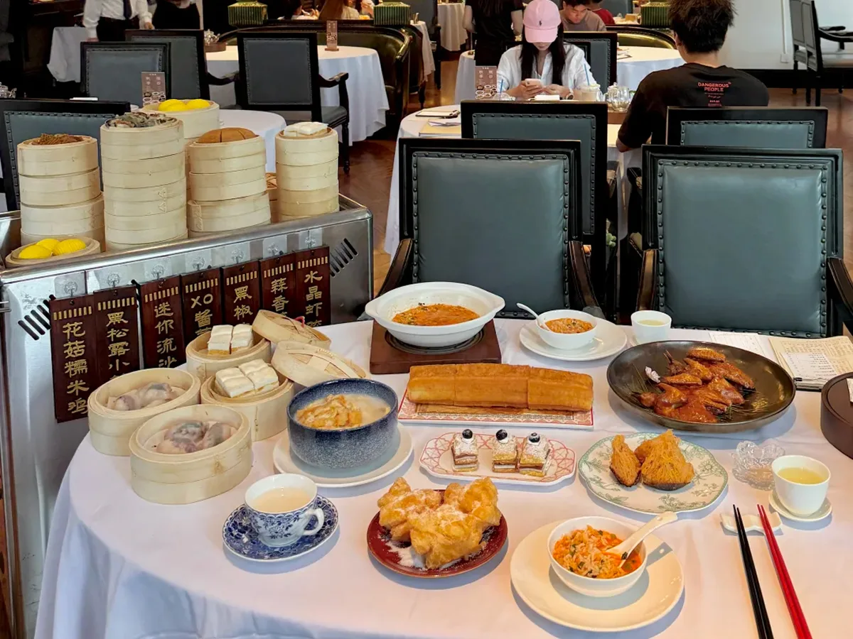 Yum cha table in Guangzhou